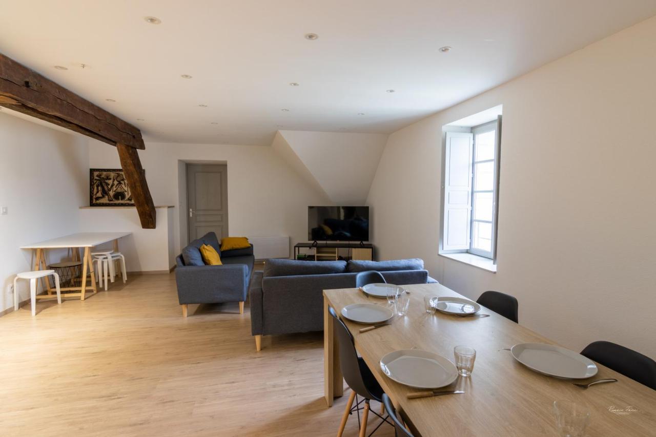 Magnifique Appartement Renove Dans Residence Saumur Luaran gambar