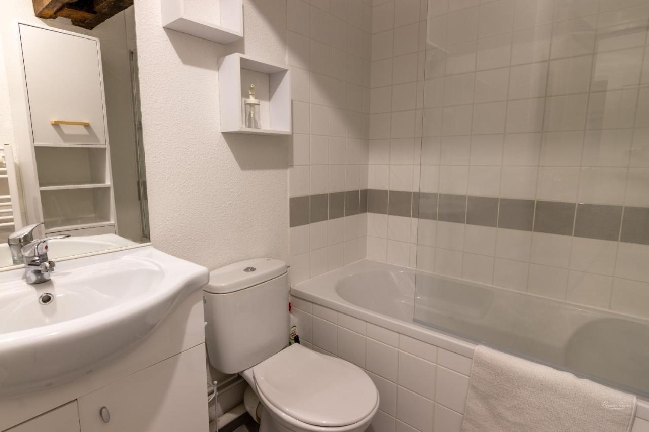 Magnifique Appartement Renove Dans Residence Saumur Luaran gambar