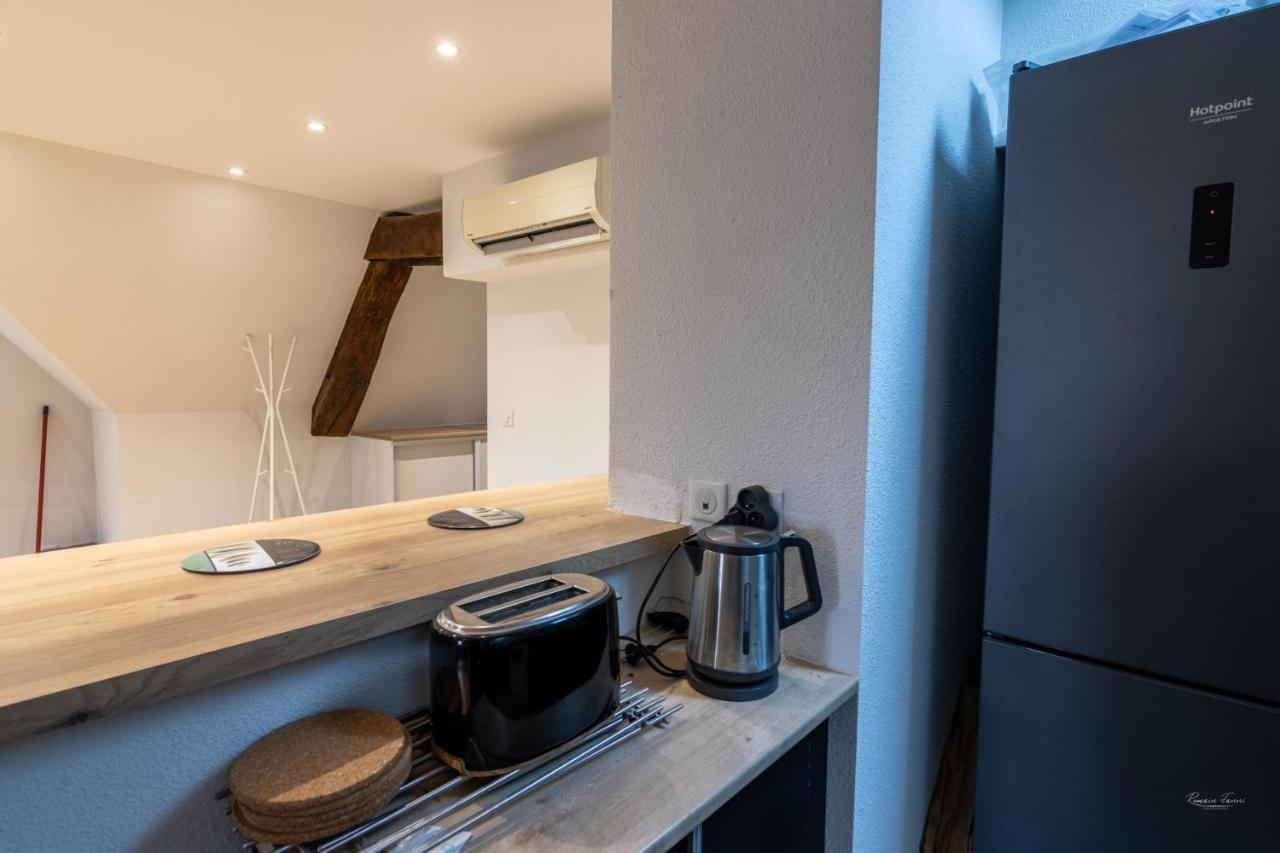 Magnifique Appartement Renove Dans Residence Saumur Luaran gambar