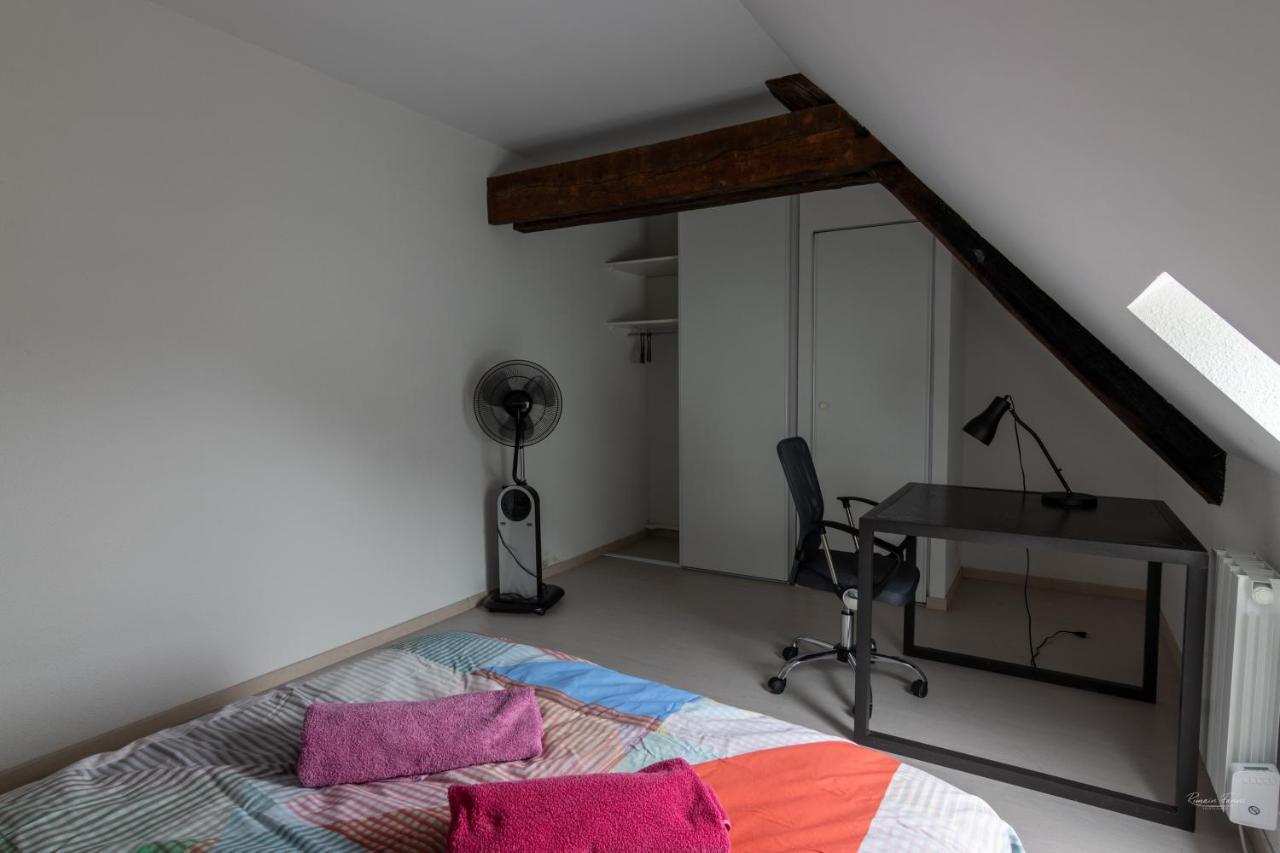 Magnifique Appartement Renove Dans Residence Saumur Luaran gambar